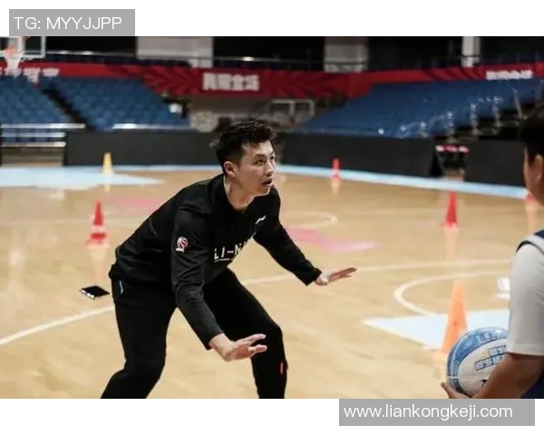 武汉篮球队选拔赛表现分析：意识与团队协作的关键因素探讨