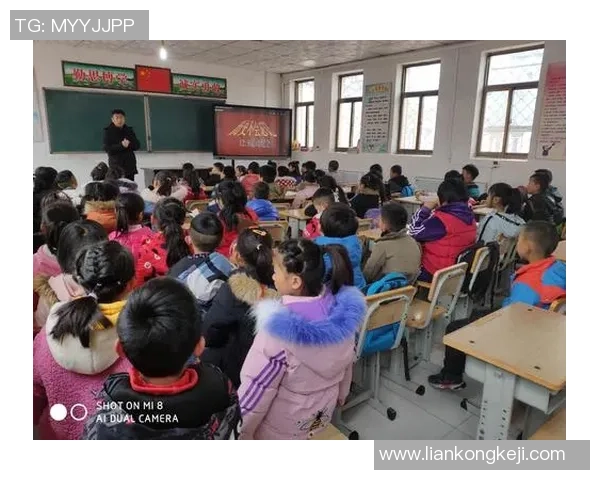 西班牙足球明星莫伦的辉煌历程与未来展望解析